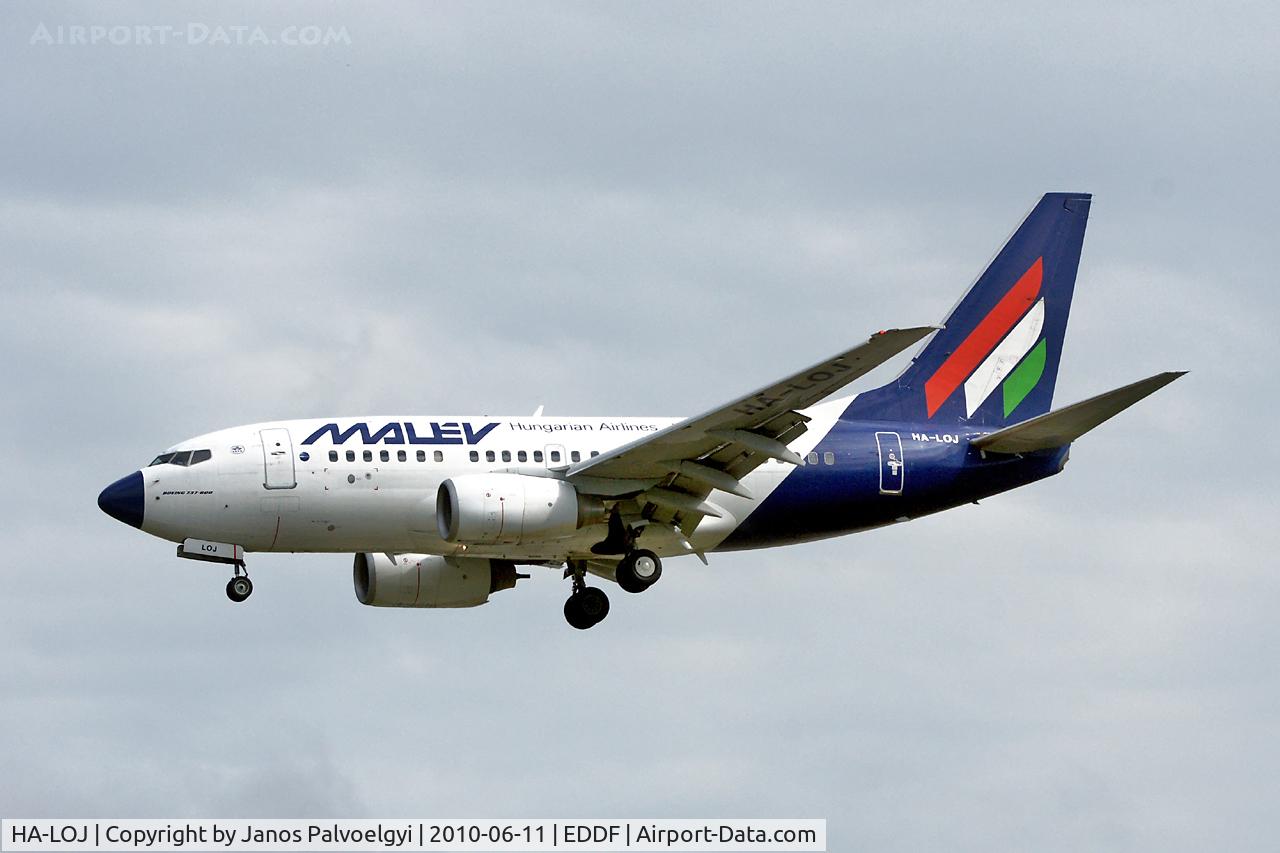 HA-LOJ, 2004 Boeing 737-6Q8 C/N 29349, Malev-Hungarian Airlines Boeing B737-6Q8 to approach on RWY25L in FRA/EDDF