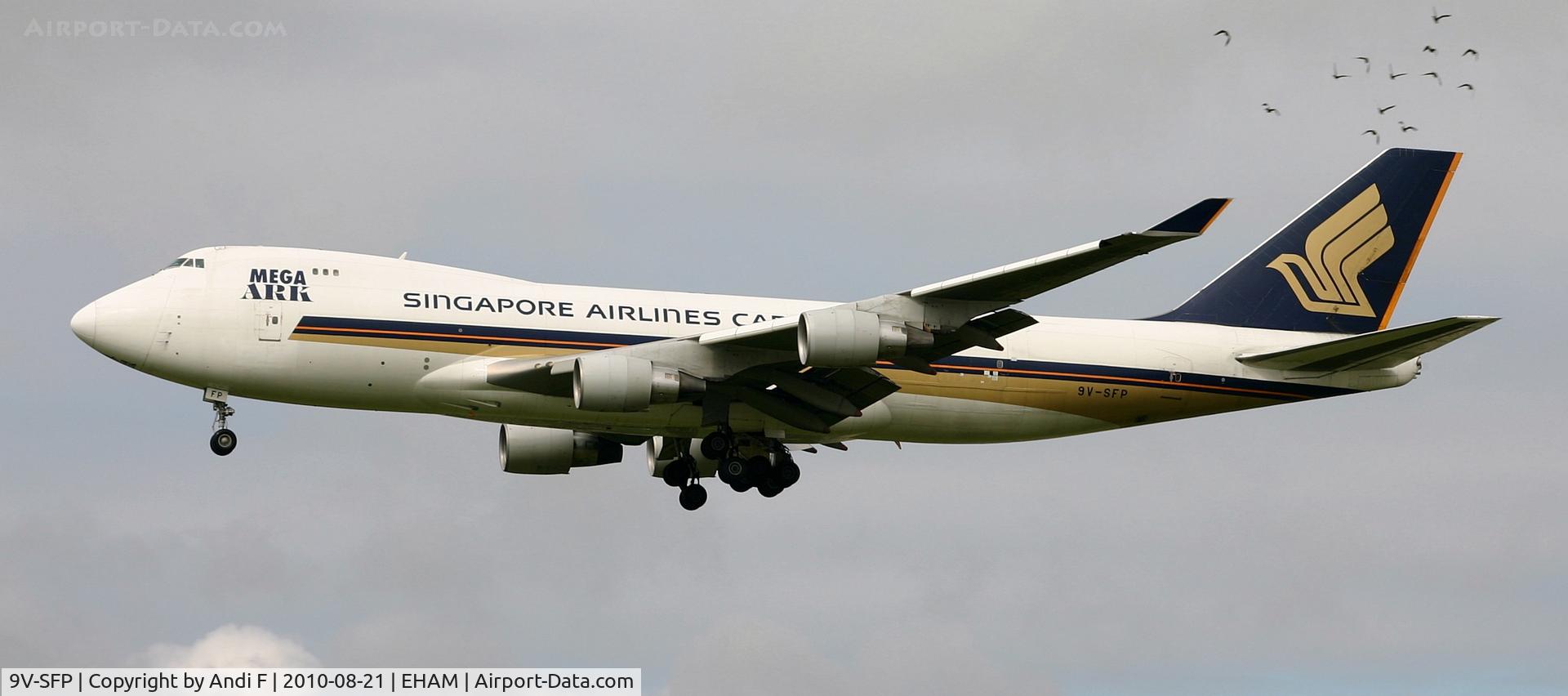 9V-SFP, 2005 Boeing 747-412F/SCD C/N 32902, -