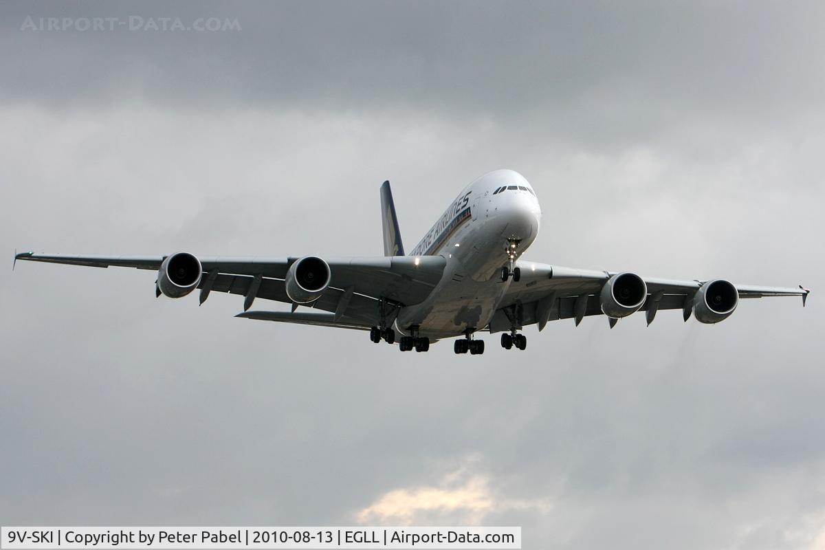 9V-SKI, 2009 Airbus A380-841 C/N 034, LHR Trip