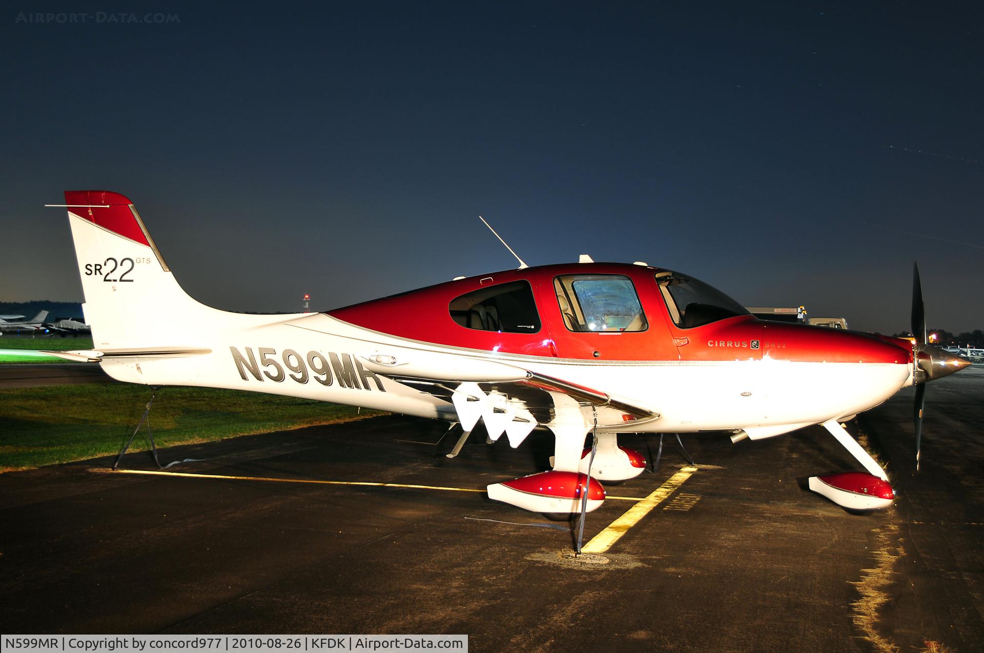 N599MR, Cirrus SR22 C/N 3655, KFDK.  8/26/2010.
