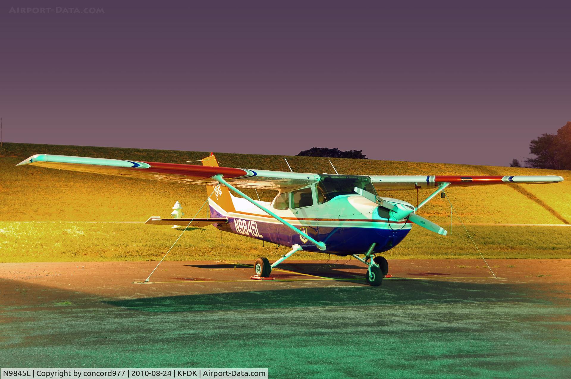 N9845L, 1986 Cessna 172P C/N 17276634, KFDK.  8/24/2010.