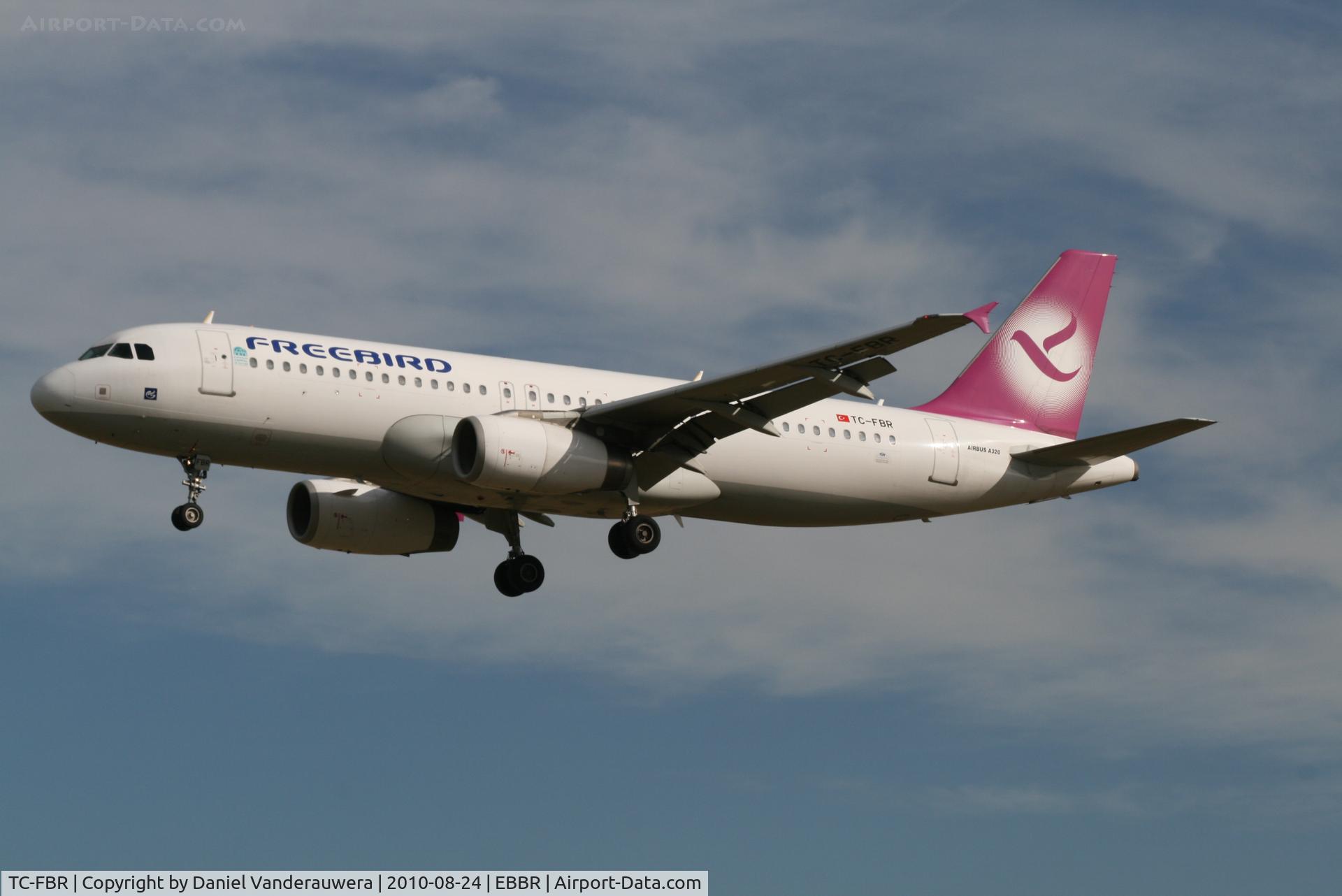 TC-FBR, 2005 Airbus A320-232 C/N 2524, Arrival of flight FHY2571 to RWY 25L