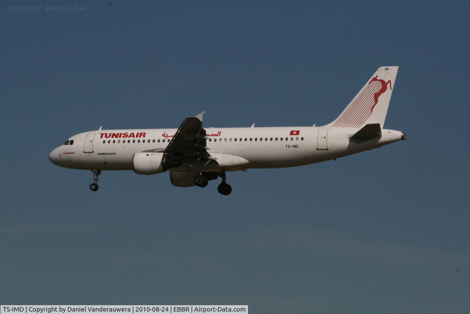 TS-IMD, 1991 Airbus A320-211 C/N 0205, Flight TU788 is descending to RWY 25L