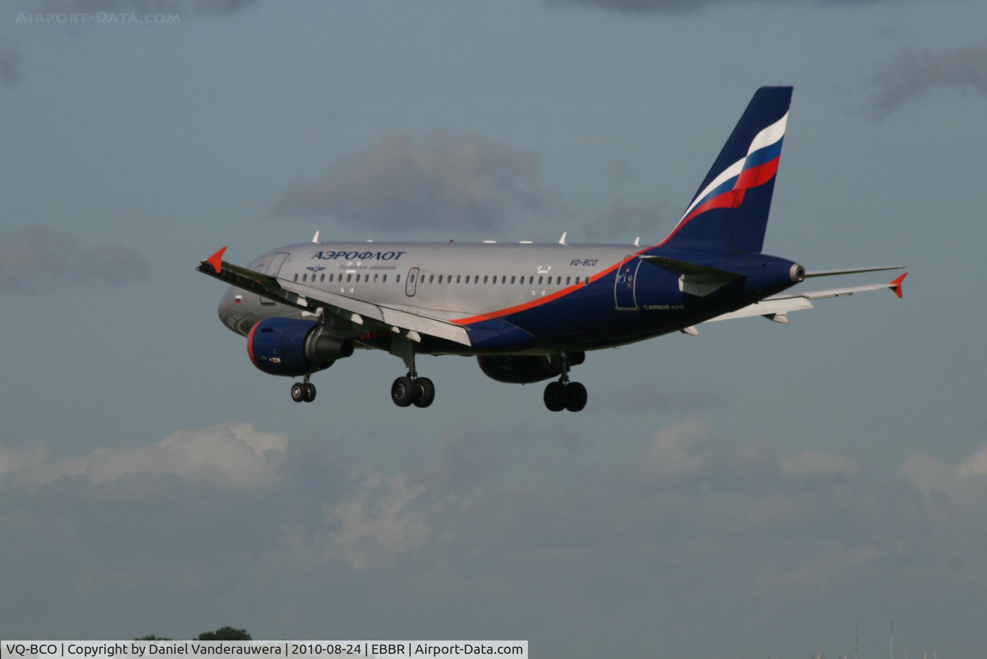 VQ-BCO, 2009 Airbus A319-111 C/N 3942, Flight SU235 is descending to RWY 25L