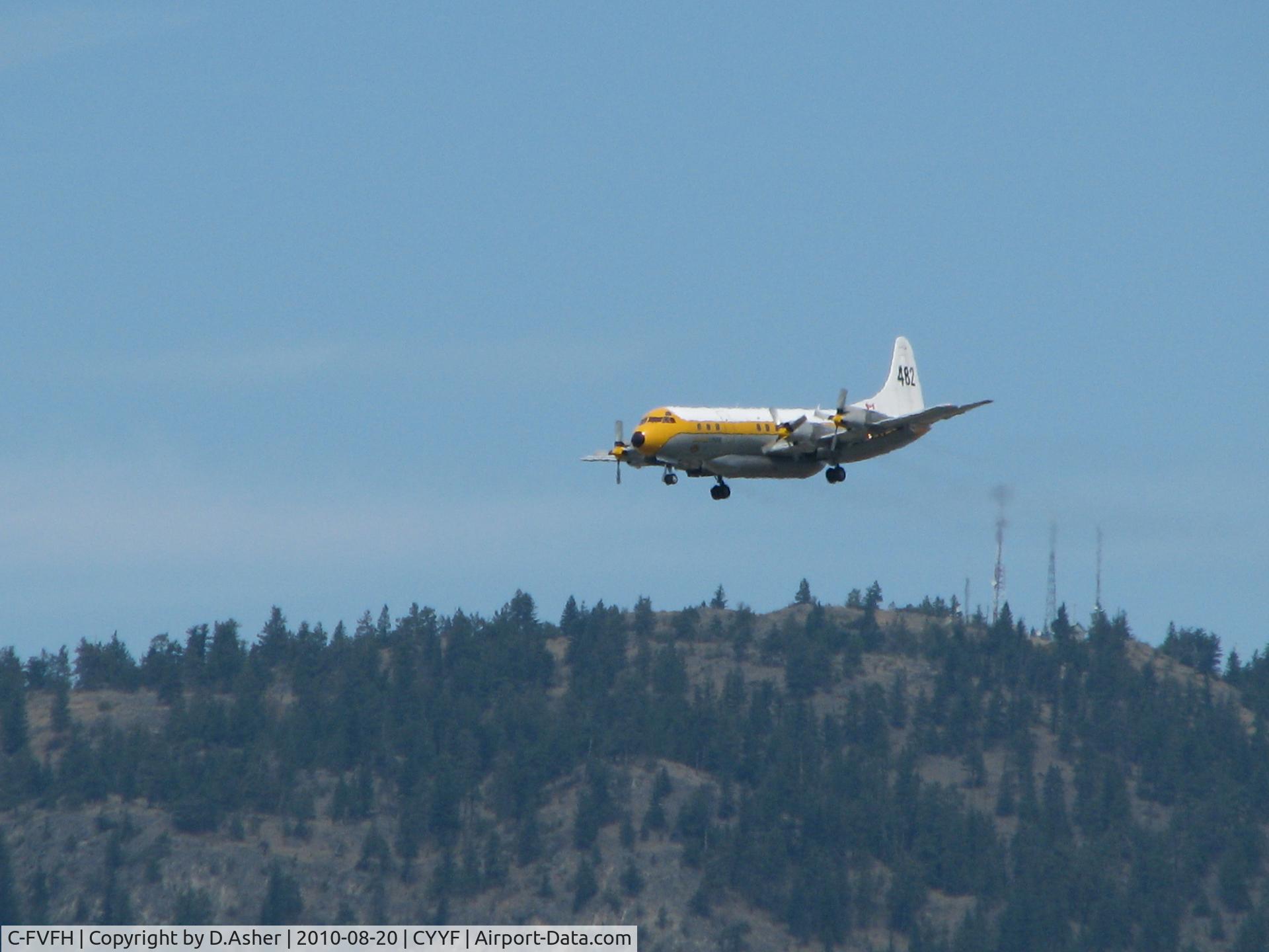 C-FVFH, 1960 Lockheed L-188A Electra C/N 1006, Landing at CYYF