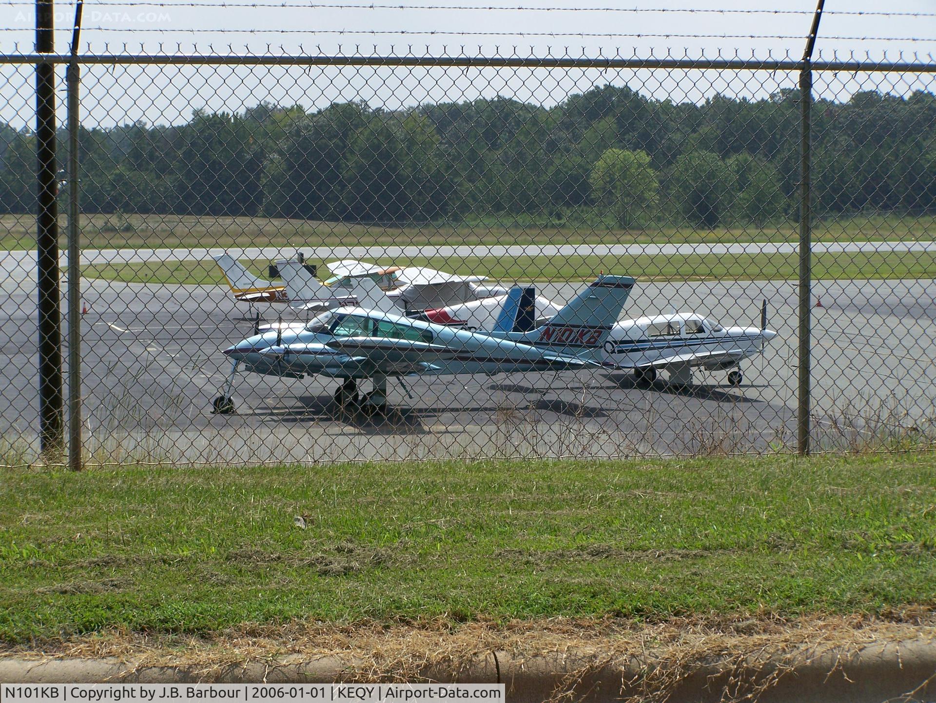 N101KB, 1968 Cessna 310N C/N 310N-0183, Its always nice to see these birds, always.