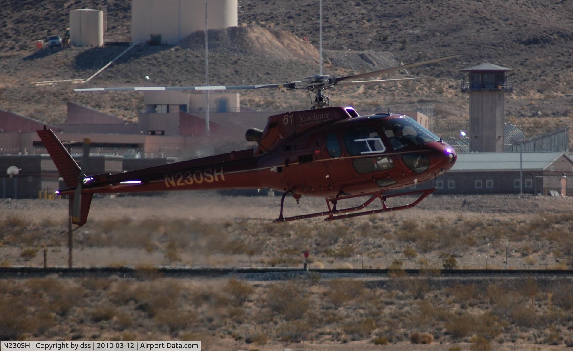 N230SH, 1990 Aerospatiale AS-350B-2 Ecureuil C/N 2337, at Jean, NV