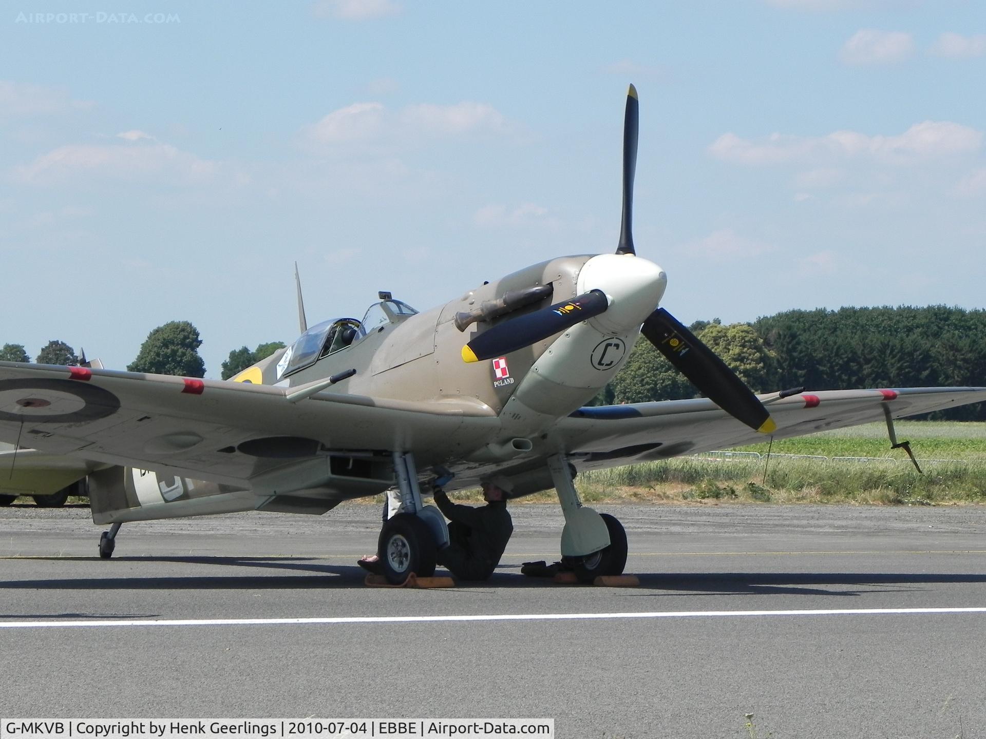 G-MKVB, 1942 Supermarine 349 Spitfire LF.Vb C/N CBAF.2461, Bauvechain AFB Openday , Belgium