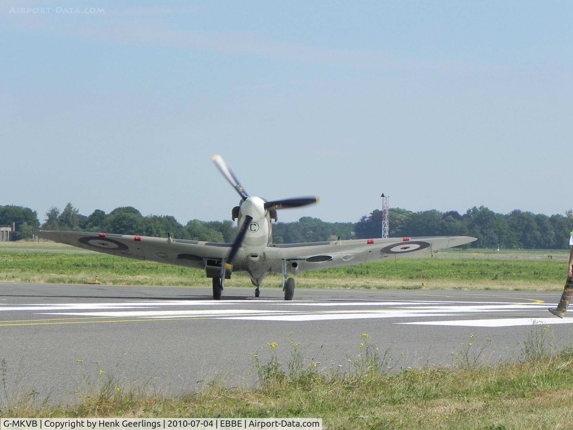 G-MKVB, 1942 Supermarine 349 Spitfire LF.Vb C/N CBAF.2461, Bauvechain AFB Openday , Belgium