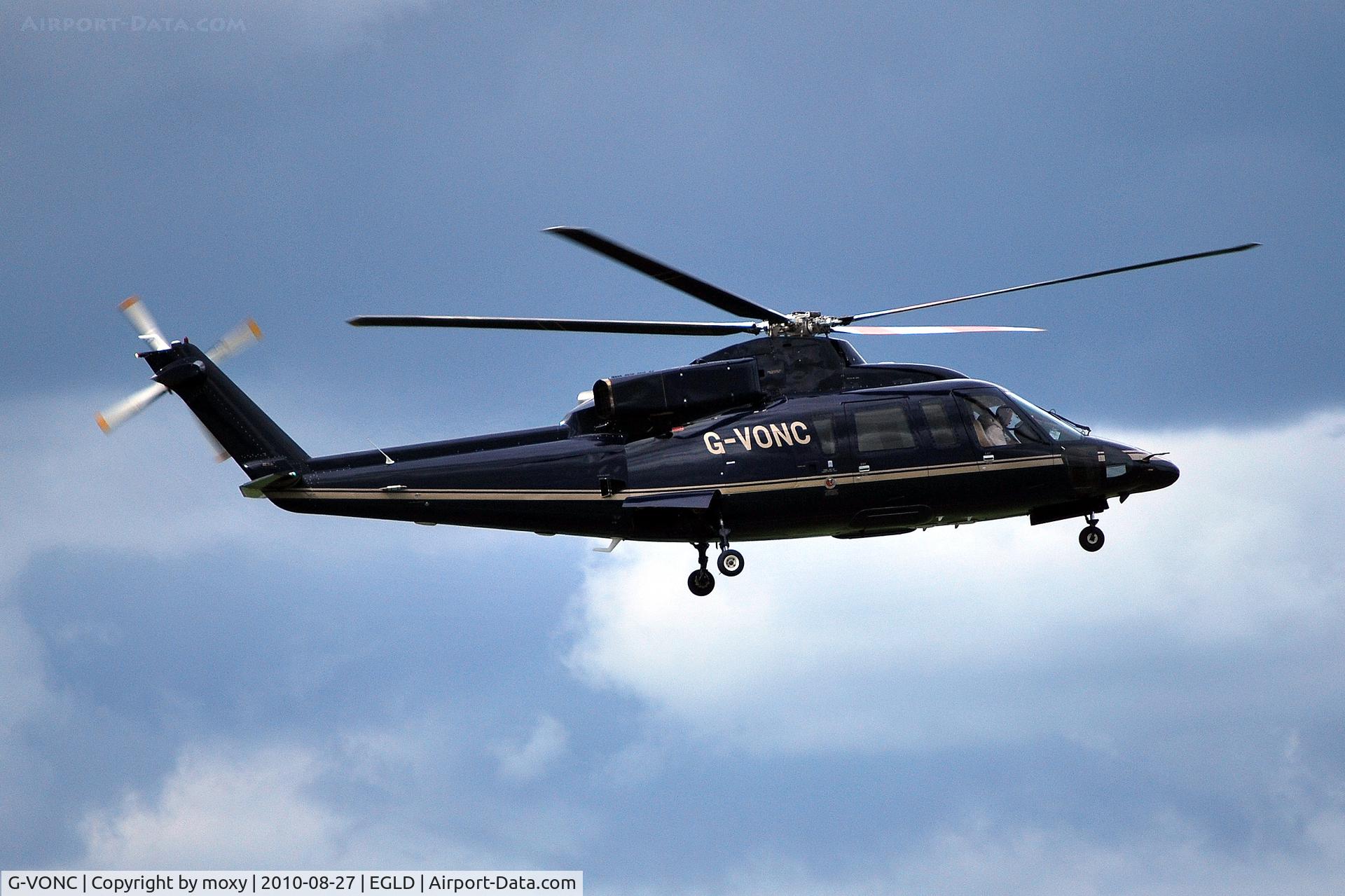 G-VONC, 1989 Sikorsky S-76B C/N 760354, Sikorsky S-76B Ex N966PR at Denham