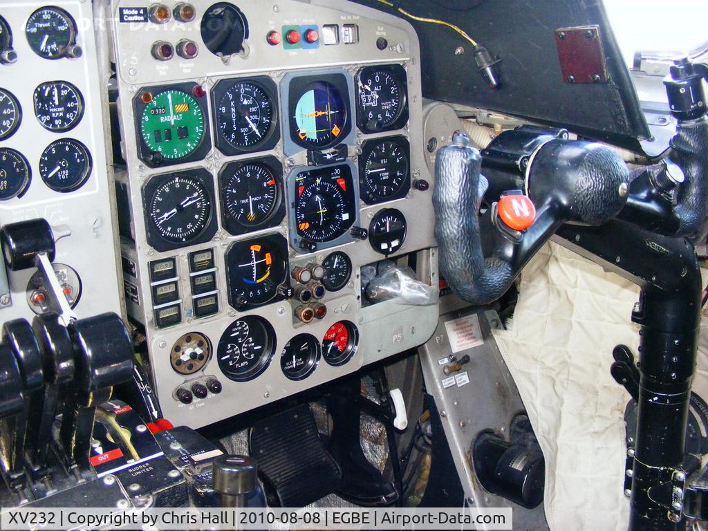 XV232, Hawker Siddeley Nimrod MR.2 C/N 8007, Co-Pilots instrument panel