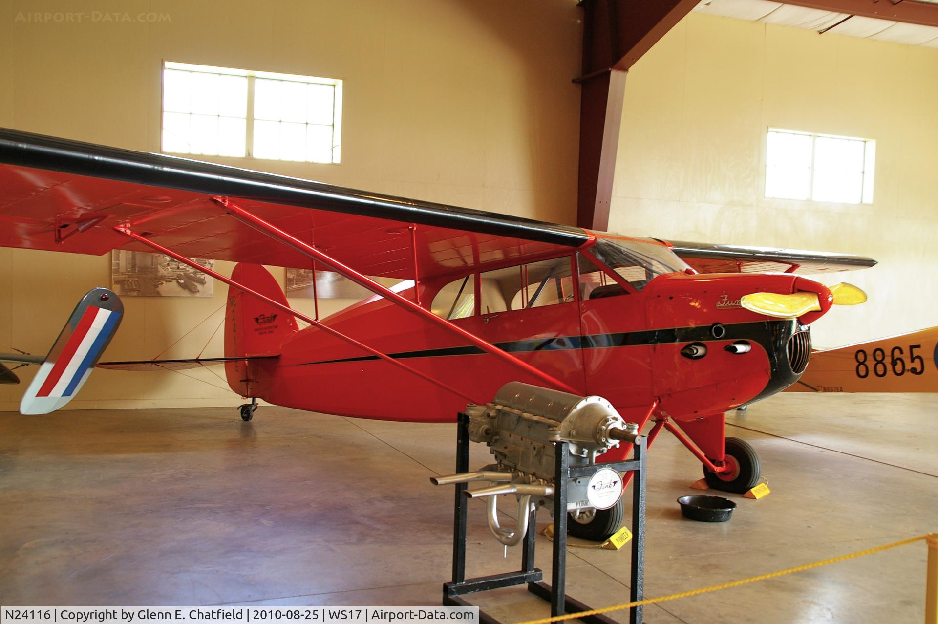 N24116, 1940 Funk B C/N 45, At the EAA Museum.