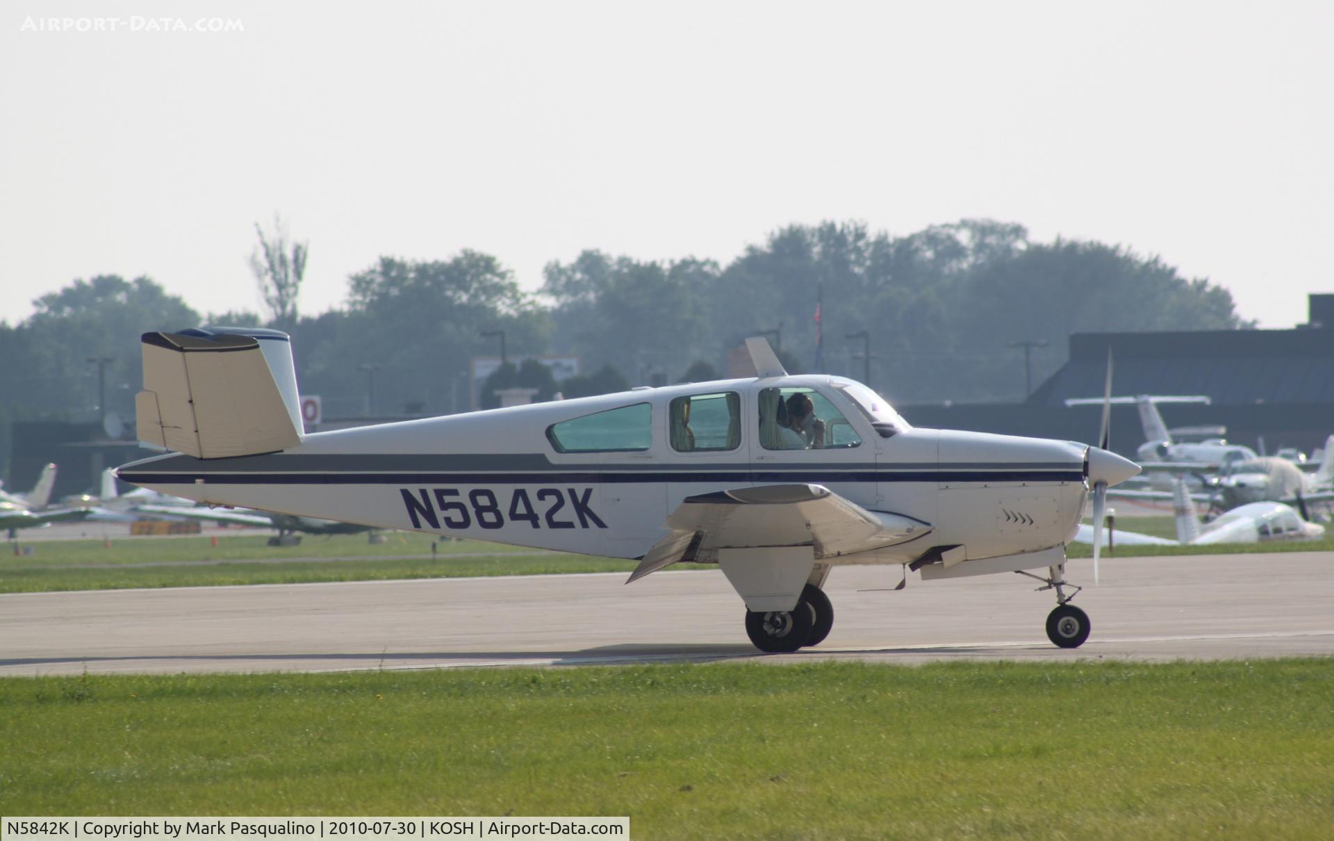 N5842K, 1965 Beech S35 Bonanza C/N D-7853, Beech S35