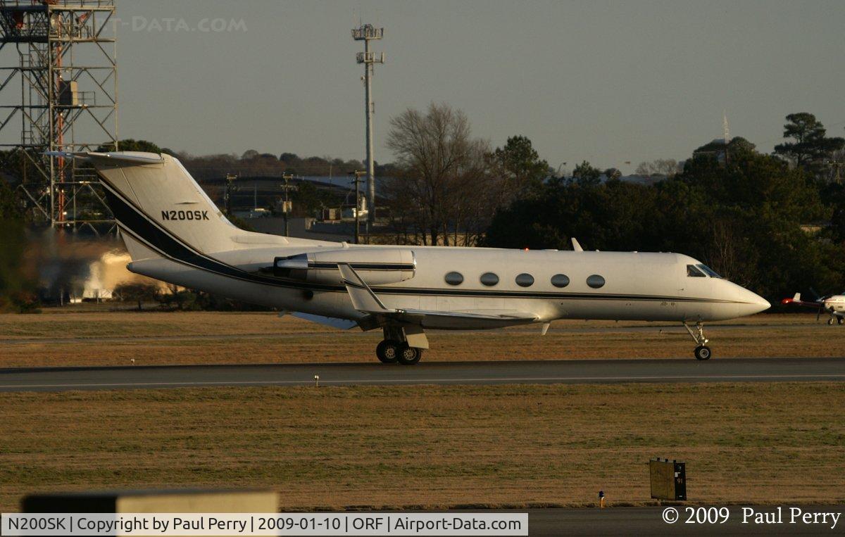 N200SK, 1980 Gulfstream American G-1159A Gulfstream III Gulfstream III C/N 319, Takeoff roll