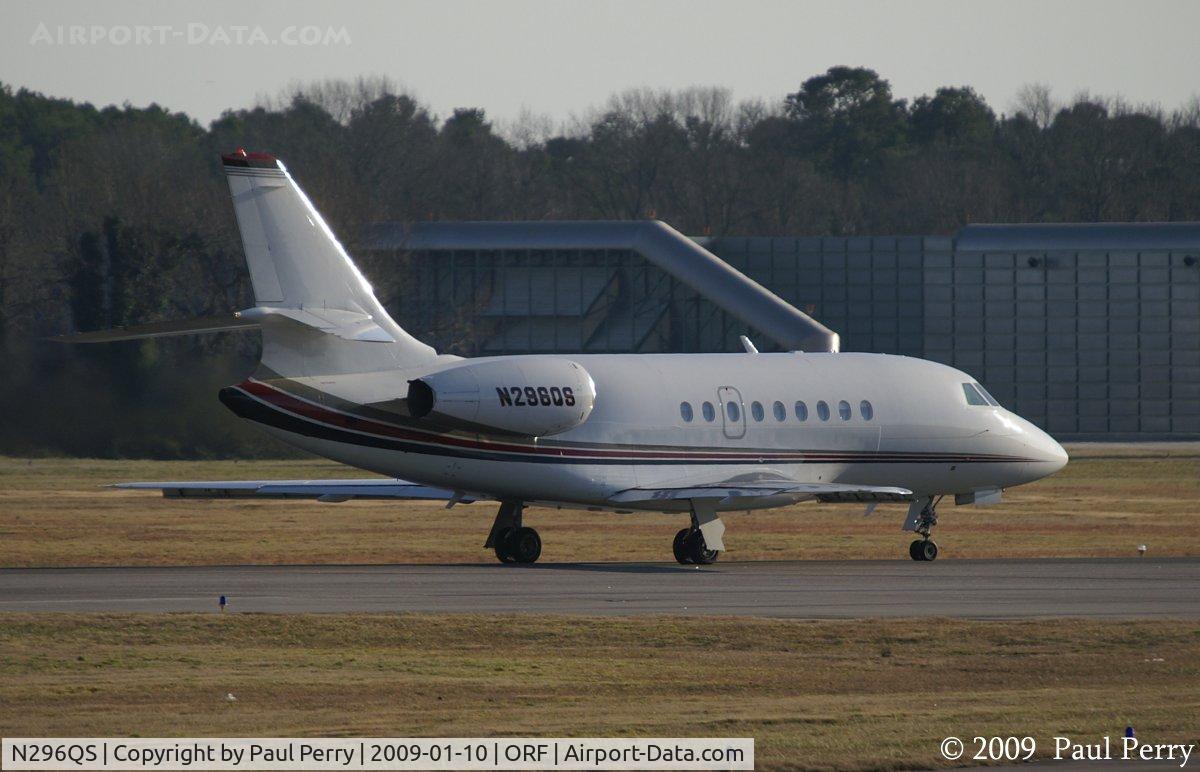 N296QS, 2002 Dassault Falcon 2000 C/N 196, Getting out of Norfolk