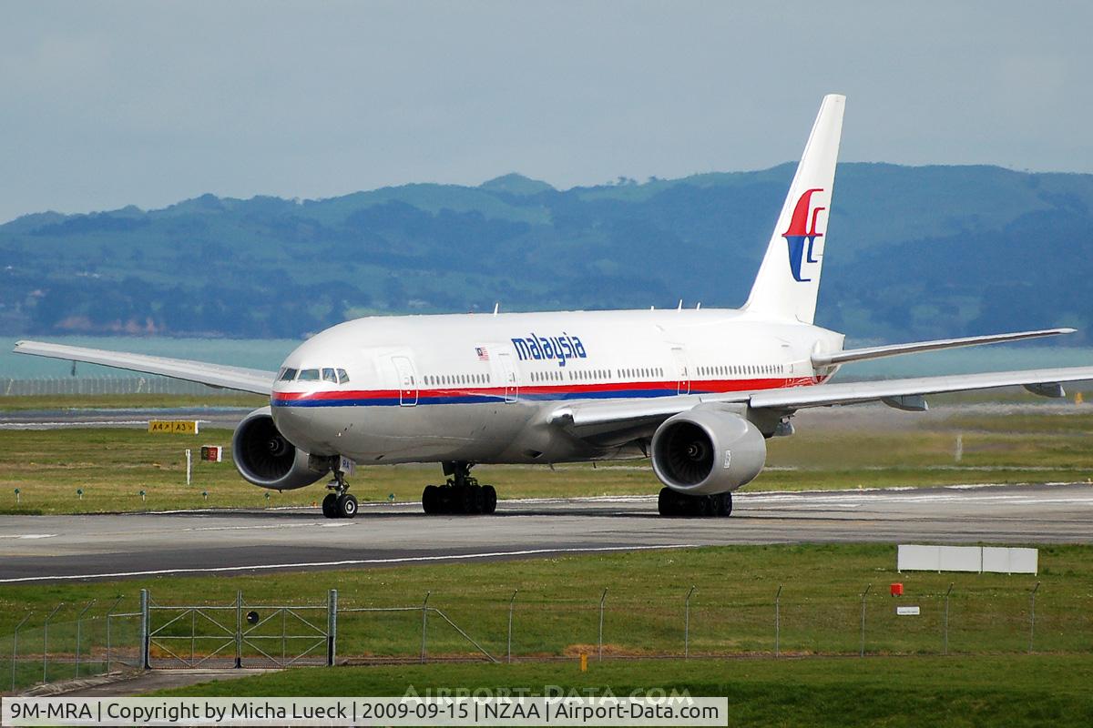 9M-MRA, 1997 Boeing 777-2H6/ER C/N 28408, At Auckland