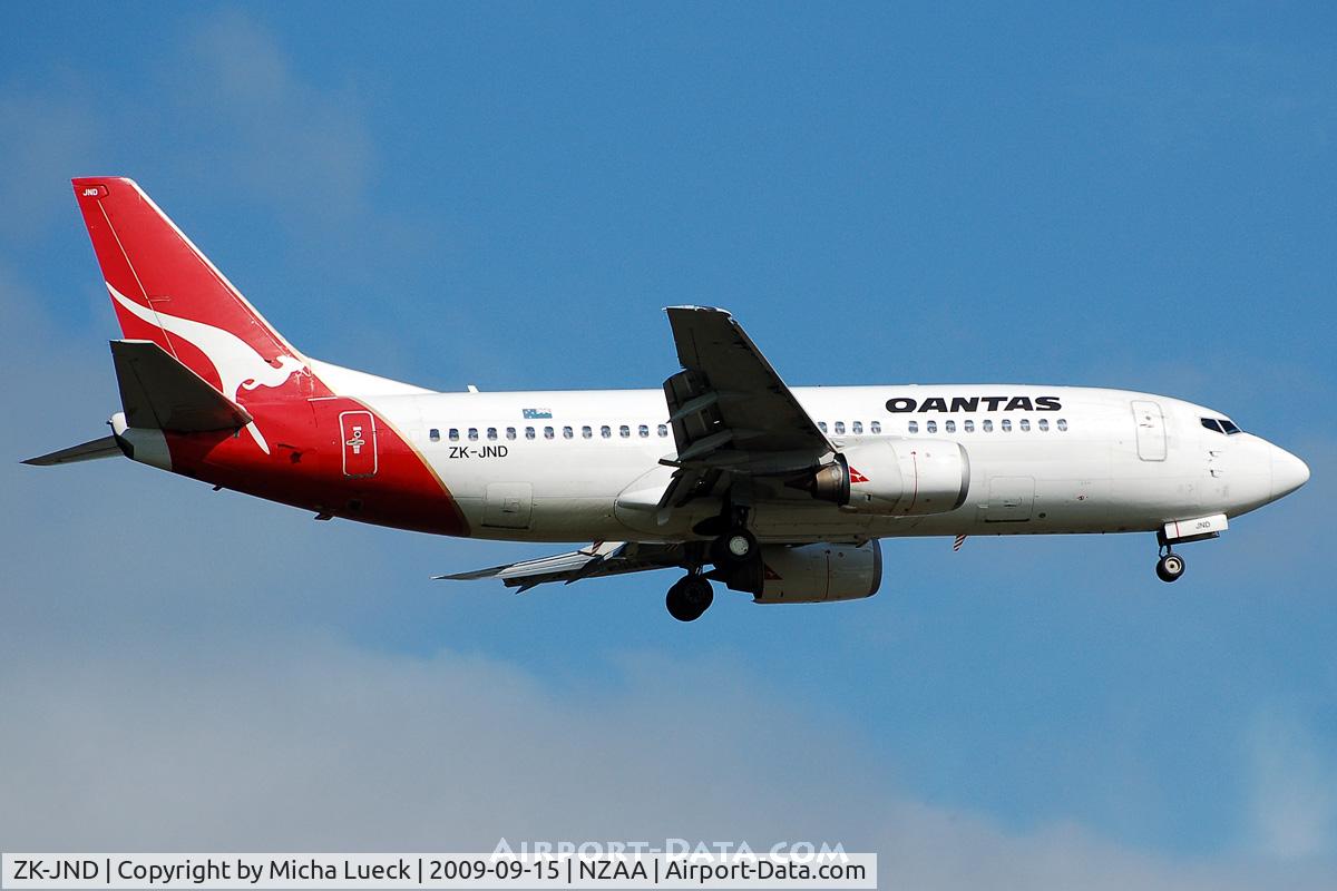 ZK-JND, 1989 Boeing 737-376 C/N 24297, At Auckland