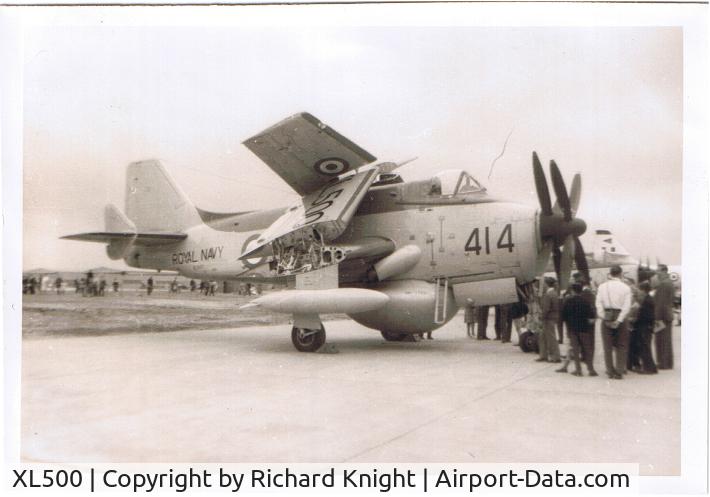 XL500, 1961 Fairey Gannet AEW.3 C/N F9459, This one must have been hot off the production line, I was only about 12 when I took this at the Portland Navy Day. So it must have been in 1961.