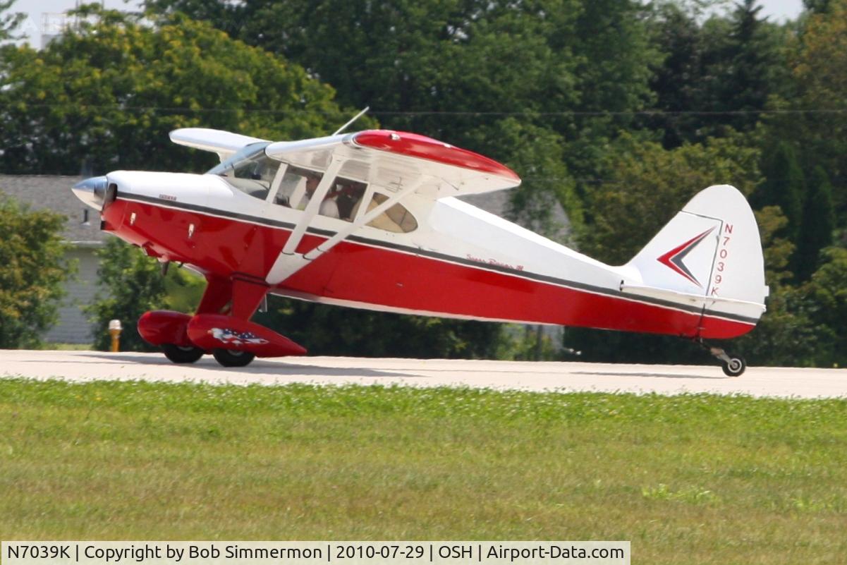N7039K, 1950 Piper PA-20 Pacer C/N 20-147, Departing Airventure 2010 - Oshkosh, Wisconsin