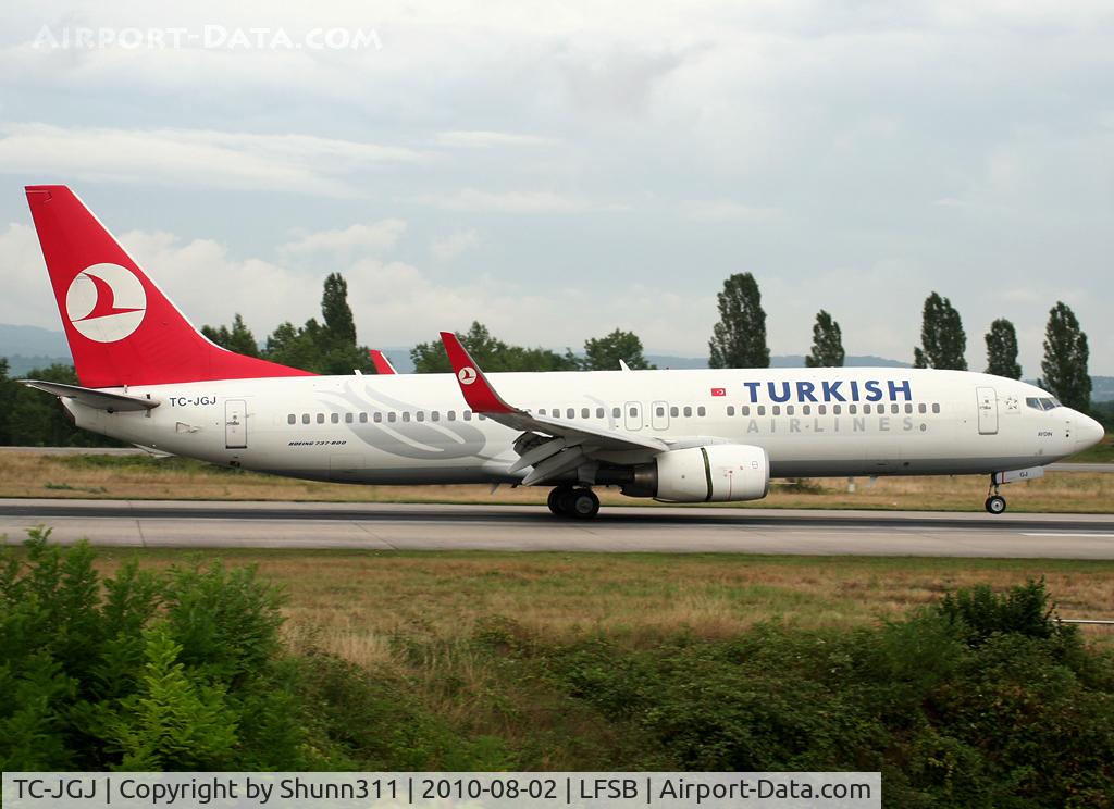 TC-JGJ, 2006 Boeing 737-8F2 C/N 34408, Landing rwy 16