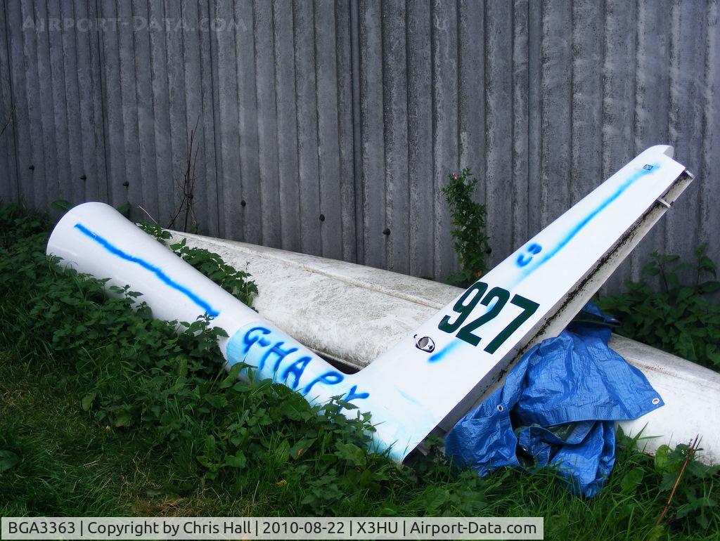 BGA3363, Schleicher ASW-15 C/N 15164, tail boom off Schleicher ASW-15
