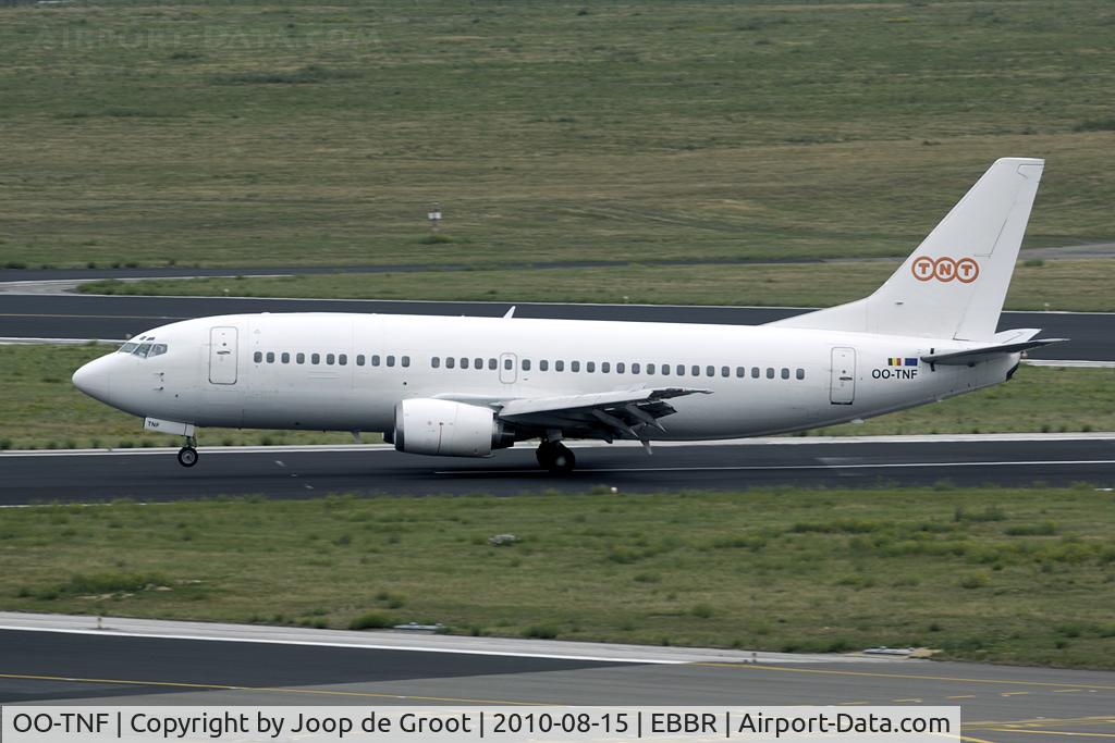 OO-TNF, 1988 Boeing 737-3Q8(QC) C/N 24131, the postman is arriving!