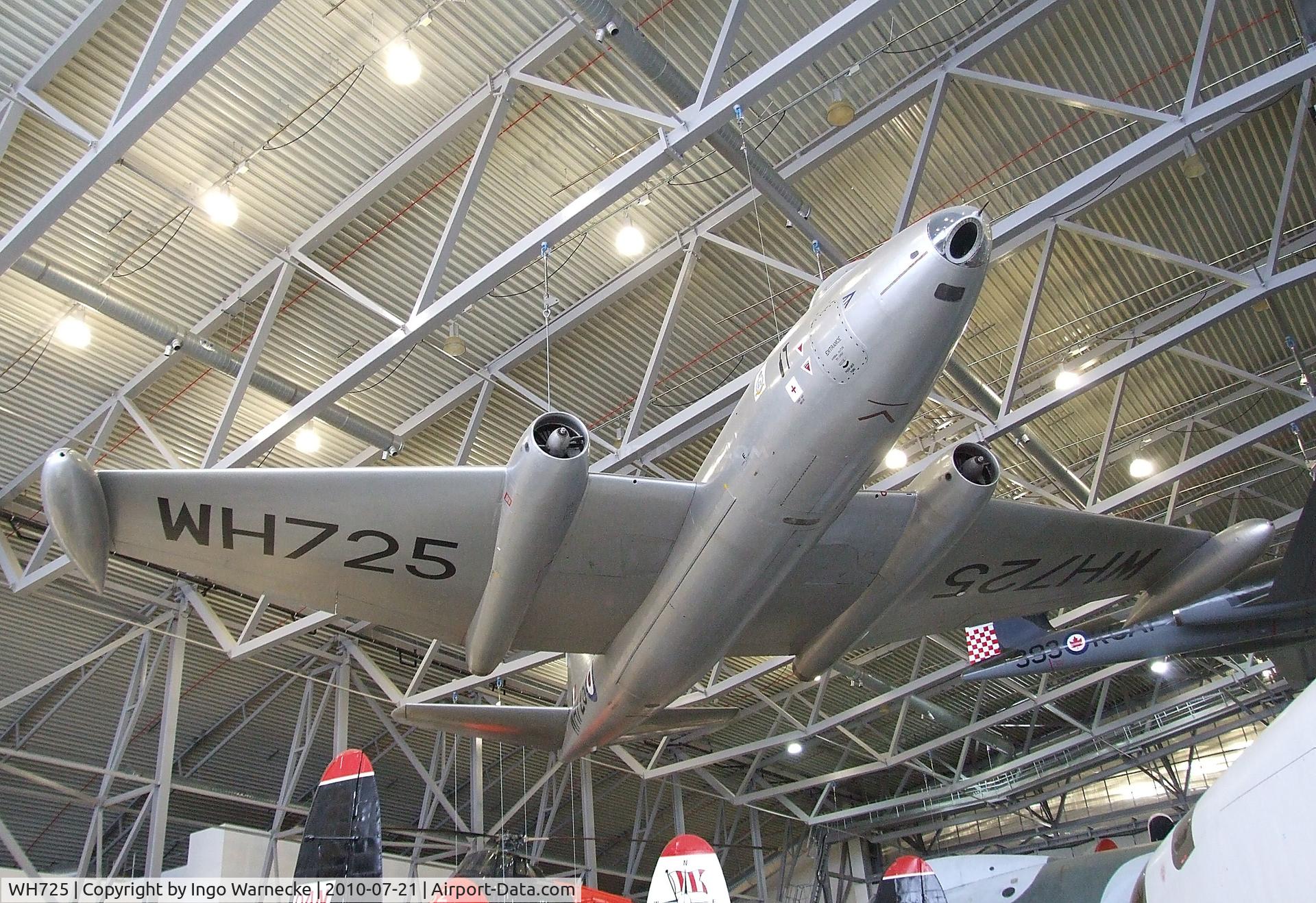 WH725, 1953 English Electric Canberra B.2 C/N EEP71206, English Electric Canberra B2 at the Imperial War Museum, Duxford