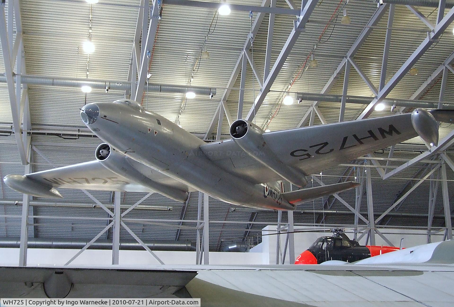 WH725, 1953 English Electric Canberra B.2 C/N EEP71206, English Electric Canberra B2 at the Imperial War Museum, Duxford