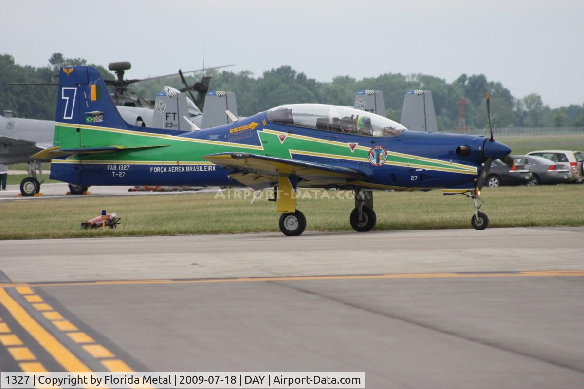 1327, Embraer T-27 Tucano (EMB-312) C/N 312031, Smoke Squadron 7