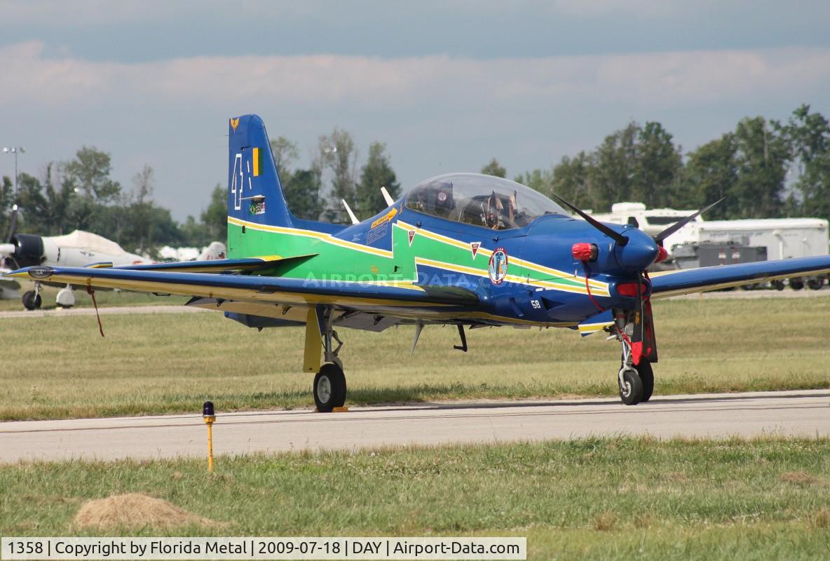 1358, Embraer T-27 Tucano (EMB-312) C/N 312072, Smoke Squadron 4