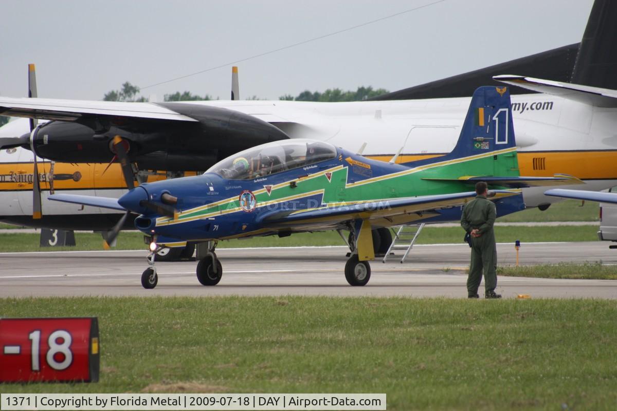 1371, Embraer T-27 Tucano (EMB-312) C/N 312086, Smoke Squadron 1