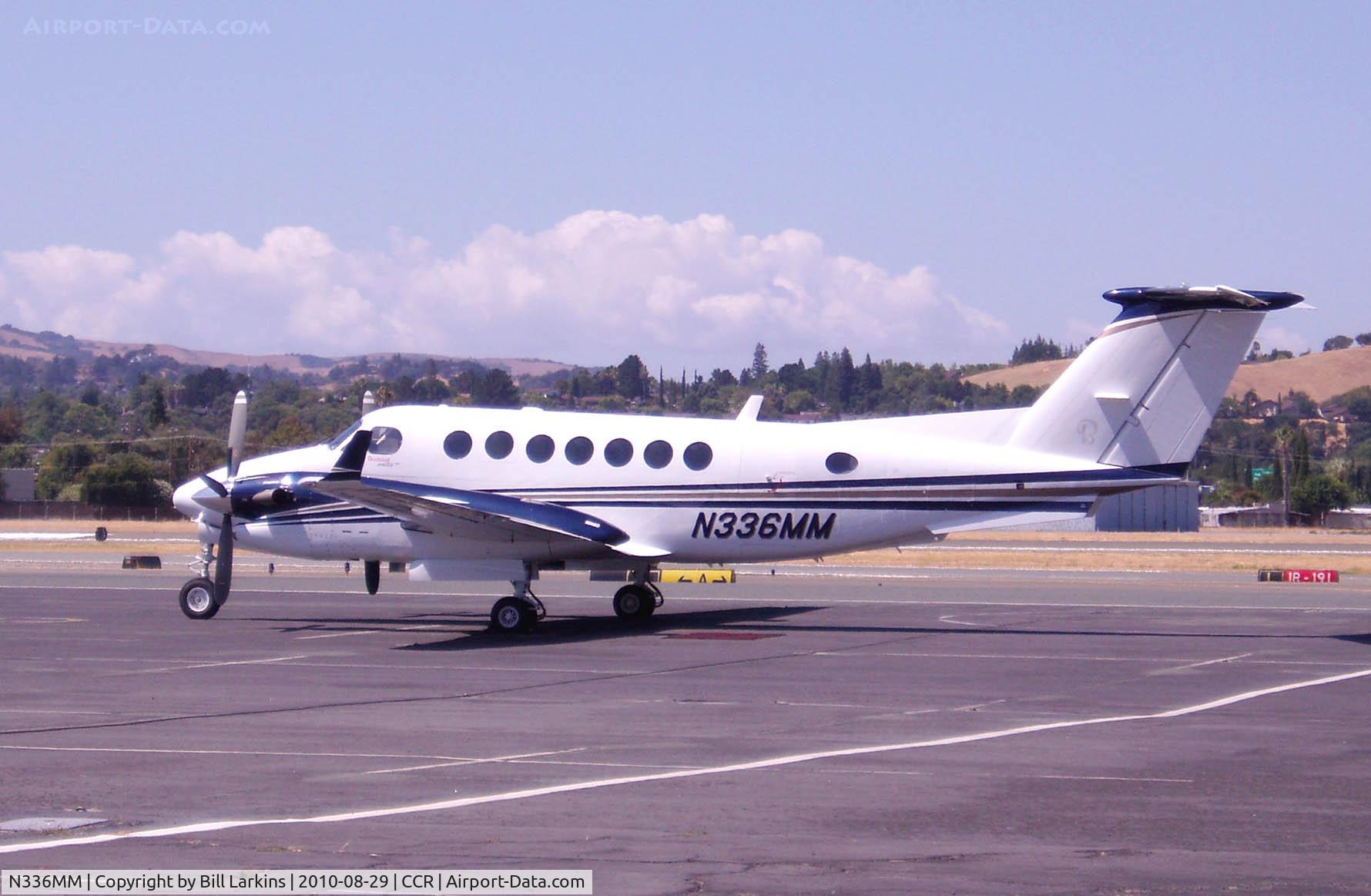 N336MM, Hawker Beechcraft 350 King Air (B300) C/N FL-607, Visitor