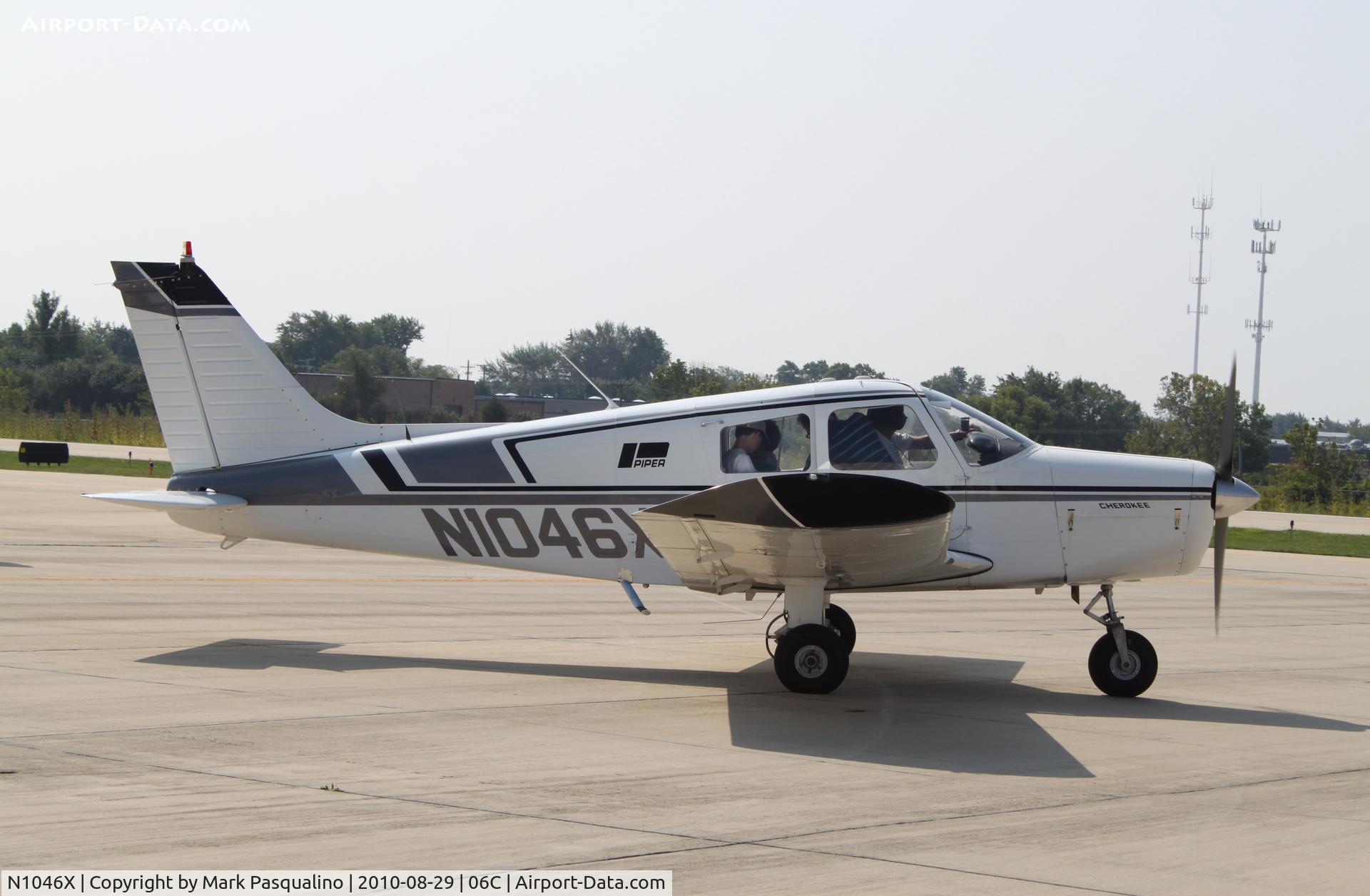 N1046X, 1975 Piper PA-28-140 Cherokee C/N 28-7525266, Piper PA-28-140