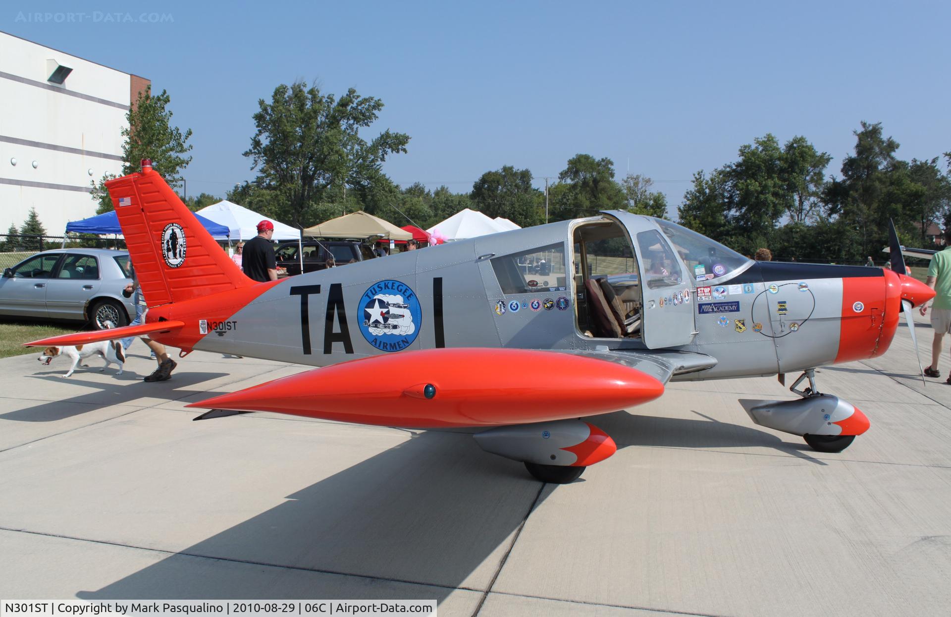 N301ST, 1969 Piper PA-28-140 C/N 28-25655, Piper PA-28-140