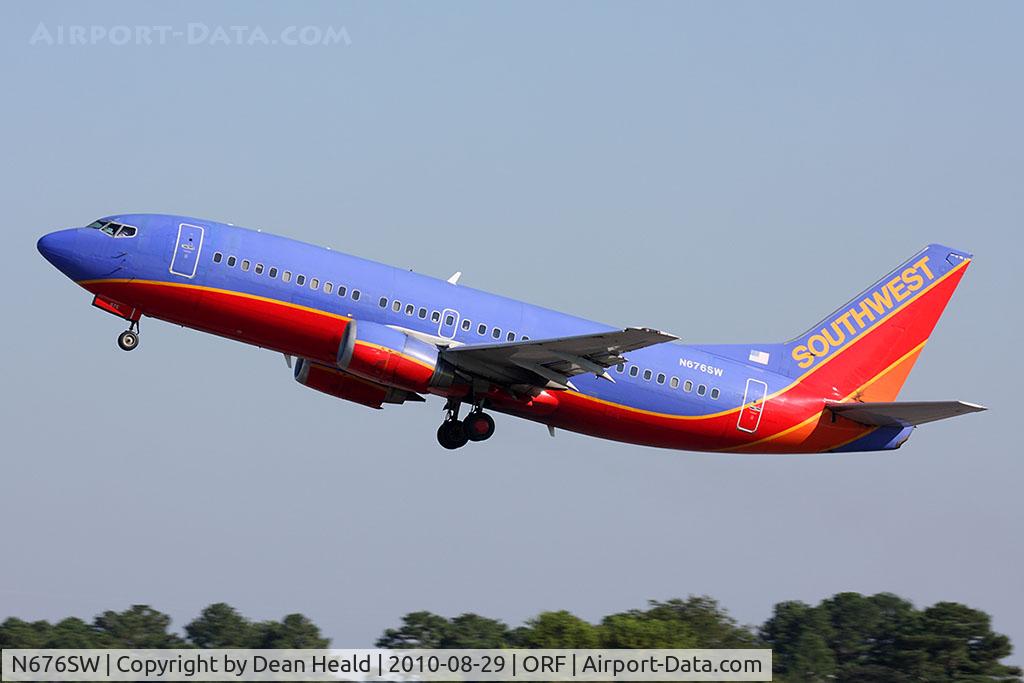 N676SW, 2000 Boeing 737-3A4 C/N 23288, Southwest Airlines N676SW (FLT SWA759) climbing out from RWY 5 en route to Jacksonville Int'l (KJAX). This aircraft was previously in storage at KPAE beginning in March 2010.