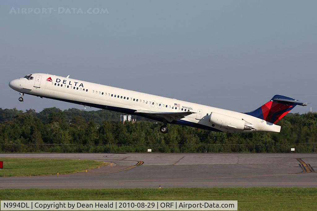 N994DL, 1991 McDonnell Douglas MD-88 C/N 53346, Delta Air Lines N994DL (FLT DAL1128) departing RWY 5 en route to Hartsfield-Jackson Atlanta Int'l (KATL).