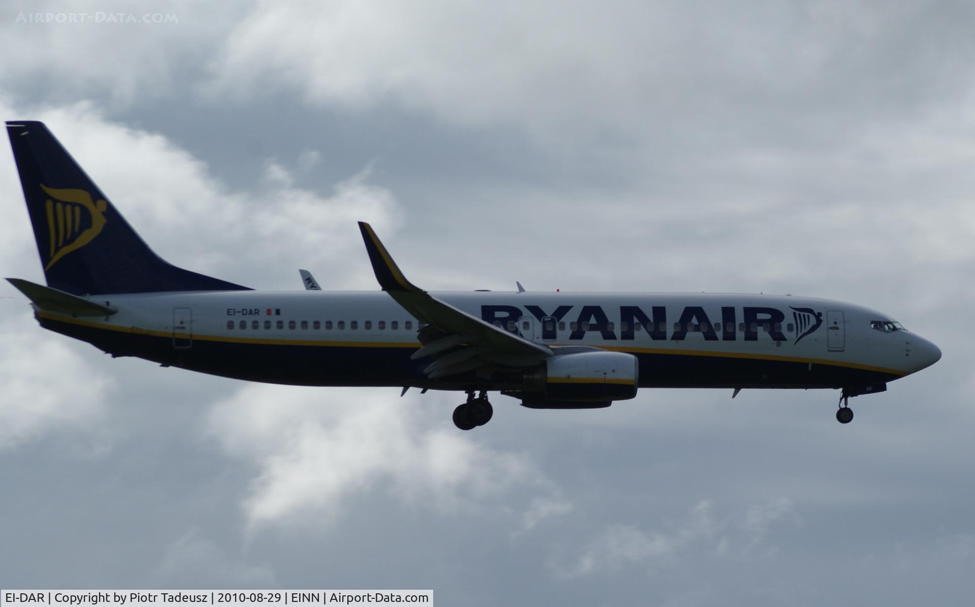 EI-DAR, 2003 Boeing 737-8AS C/N 33552, Shannon