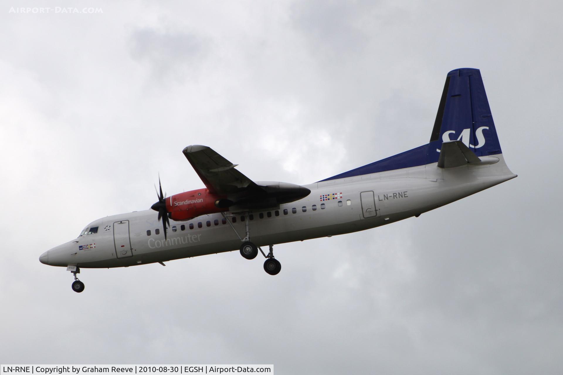 LN-RNE, 1990 Fokker 50 C/N 20179, Landing at Norwich.