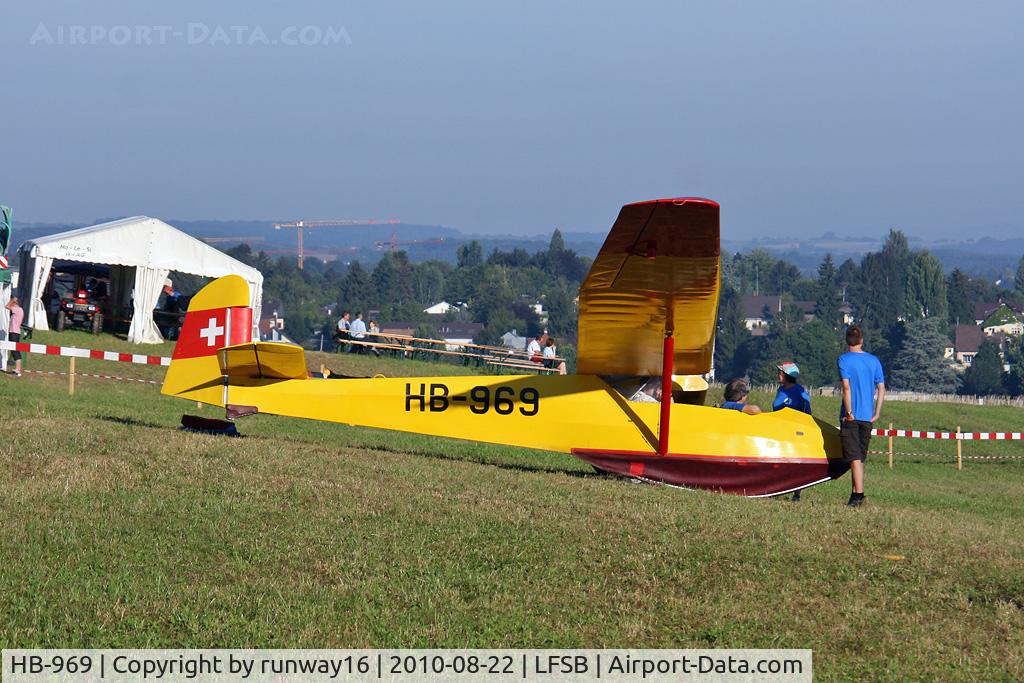 HB-969, 1963 Schleicher Ka-4 Rhonlerche II C/N 3031, preparing fore take-off - another nice glider-weekend at LFSB