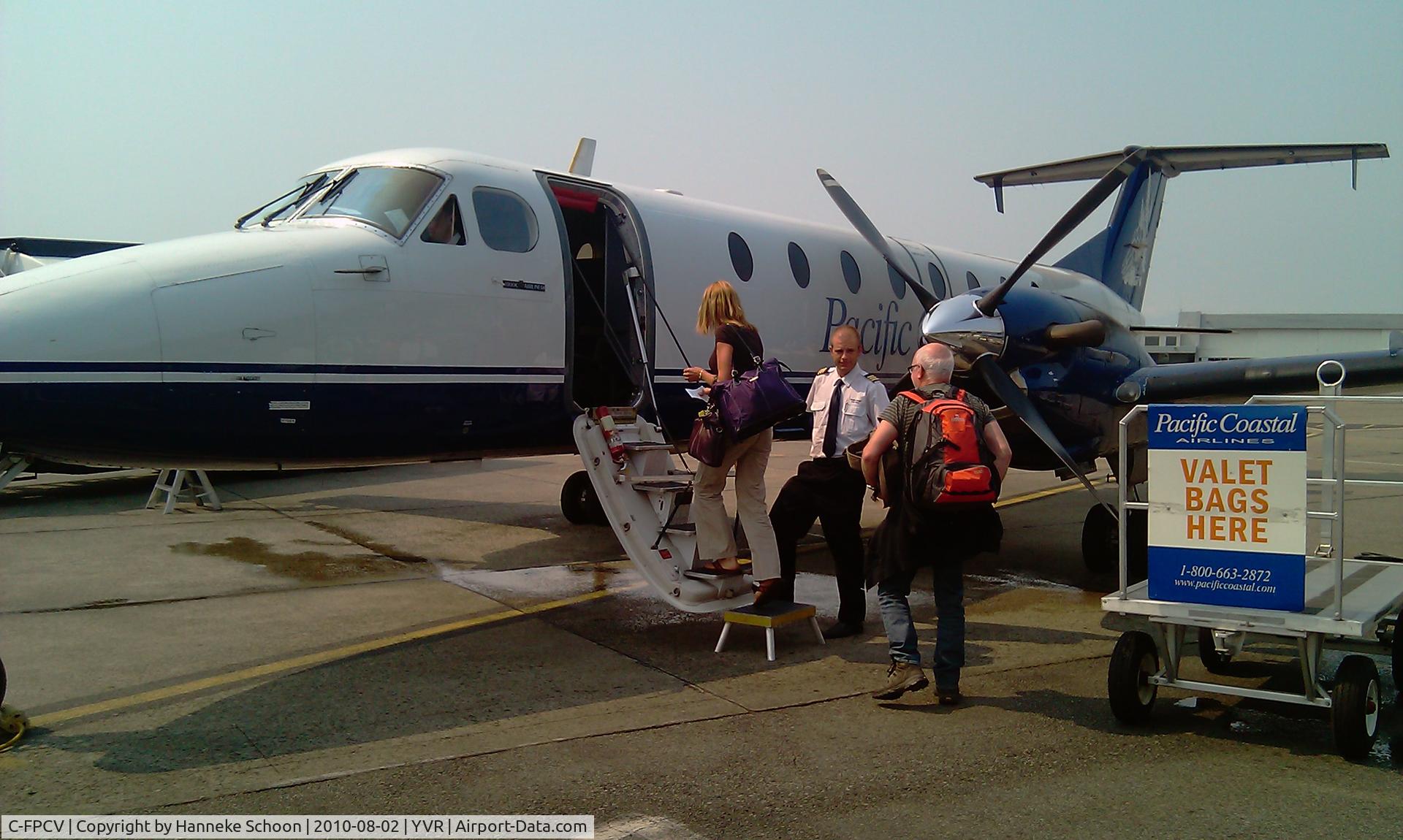 C-FPCV, 1984 Beech 1900C C/N UB-9, Boarding in Vancouver