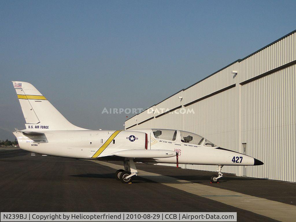 N239BJ, 1979 Aero L-39C Albatros C/N 931510, AERO VODOCHODY L39C Albatros parked at new hanger