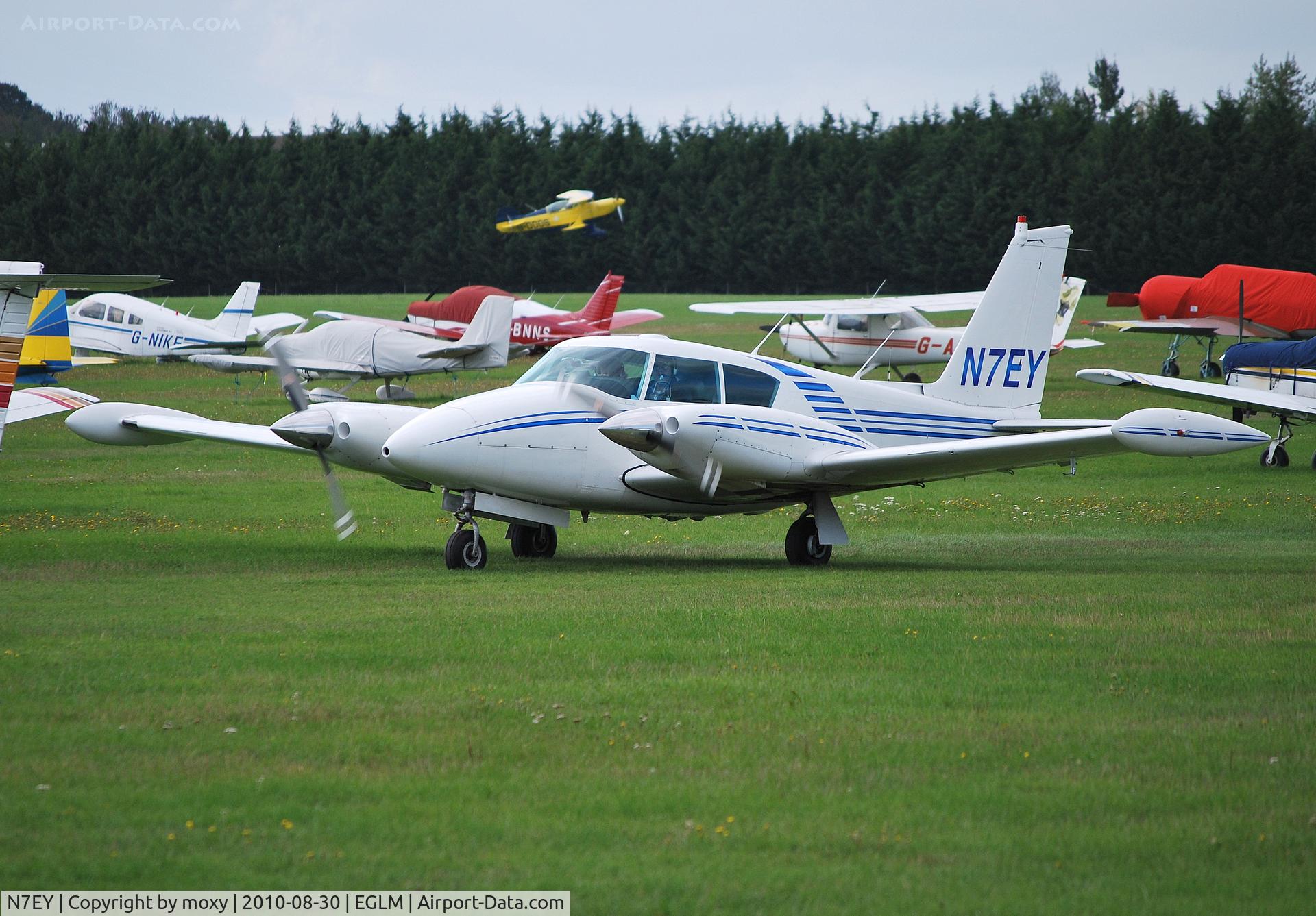 N7EY, 1964 Piper PA-30-160 Twin Comanche Twin Comanche C/N 30-571, Piper PA-30 Twin Comanche at White Waltham