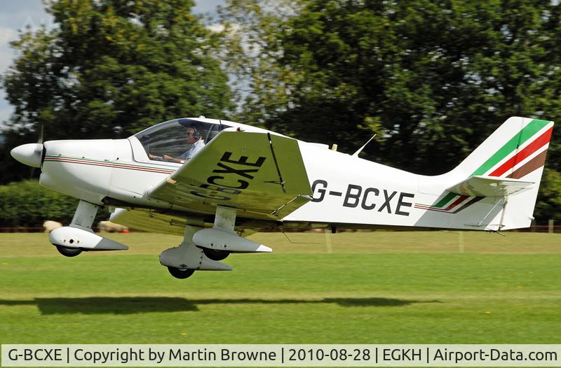 G-BCXE, 1975 Robin DR-400-108  Dauphin 2+2 C/N 1015, SHOT AT HEADCORN