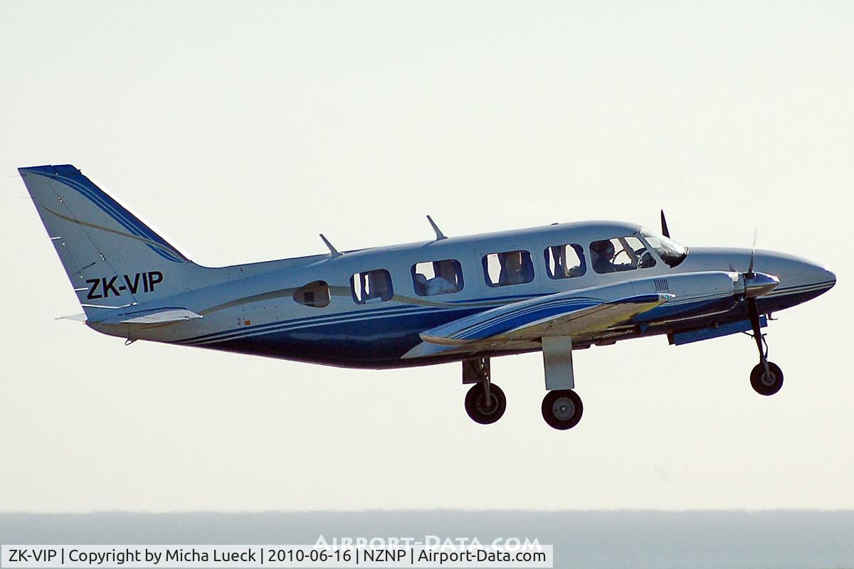 ZK-VIP, Piper PA-31-350 Chieftain C/N 31-7405482, At New Plymouth