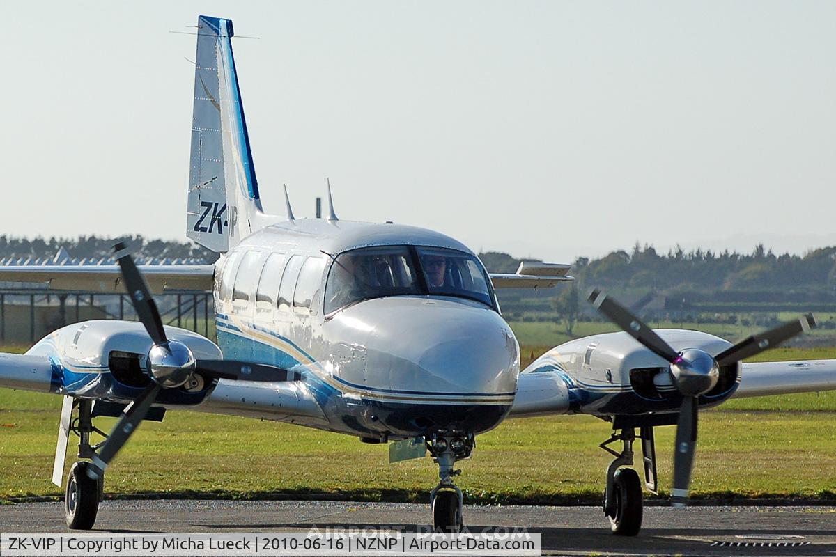 ZK-VIP, Piper PA-31-350 Chieftain C/N 31-7405482, At New Plymouth