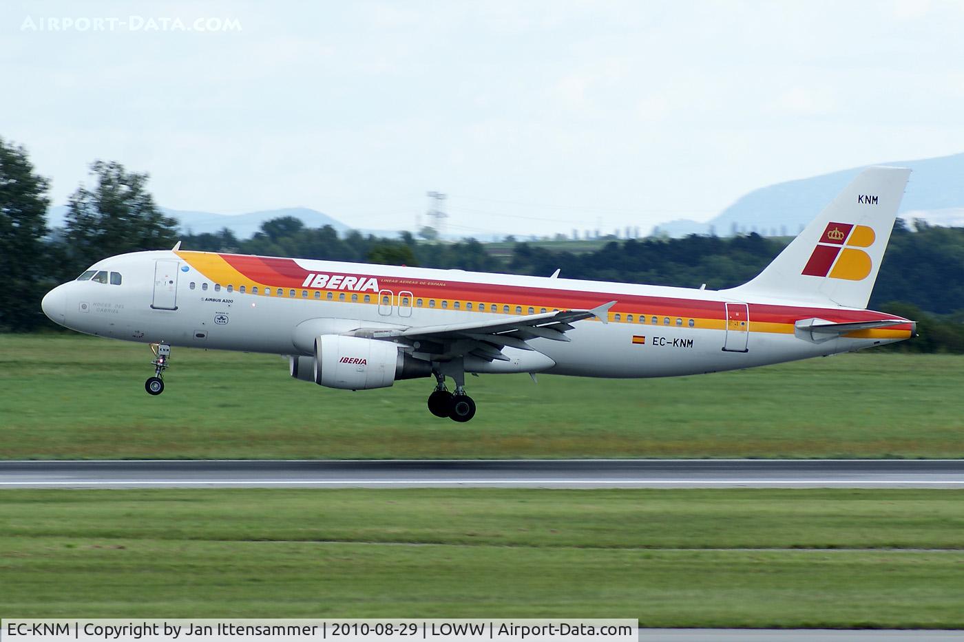 EC-KNM, 2000 Airbus A320-214 C/N 1229, Iberia @ VIE