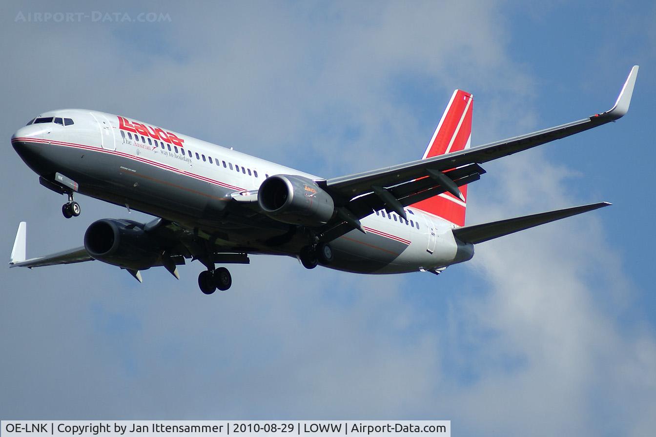 OE-LNK, 1999 Boeing 737-8Z9 C/N 28178, Lauda @ VIE