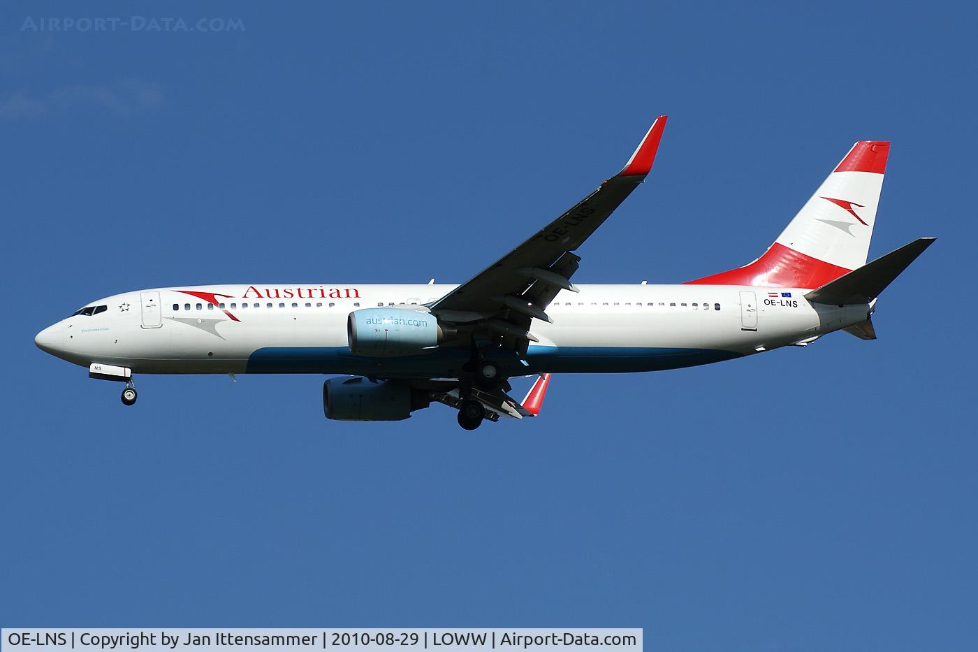 OE-LNS, 2005 Boeing 737-8Z9 C/N 34262, Aua @ VIE