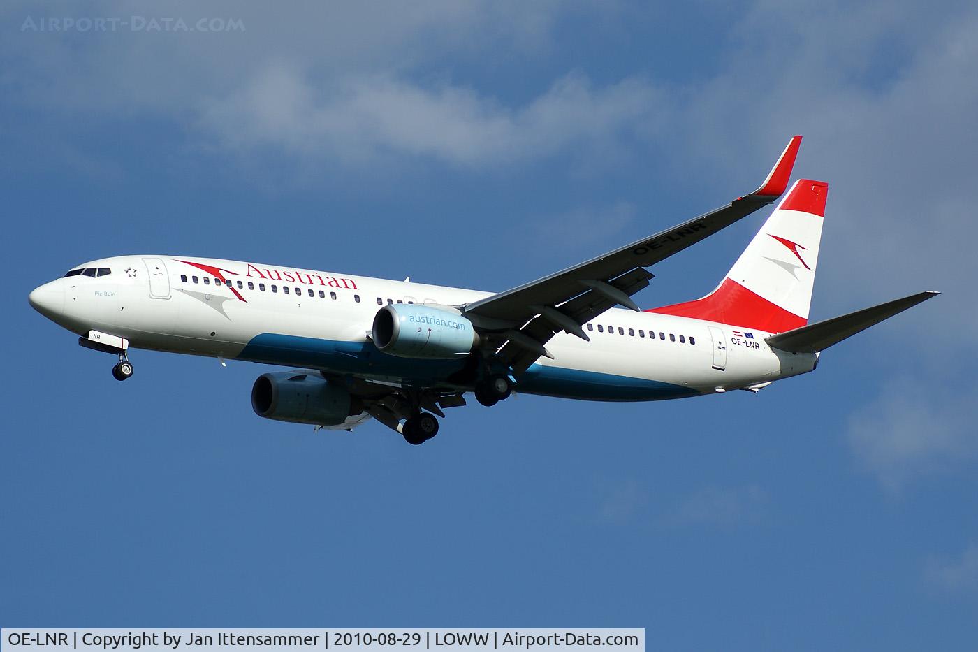 OE-LNR, 2005 Boeing 737-8Z9 C/N 33833, AUA @ VIE