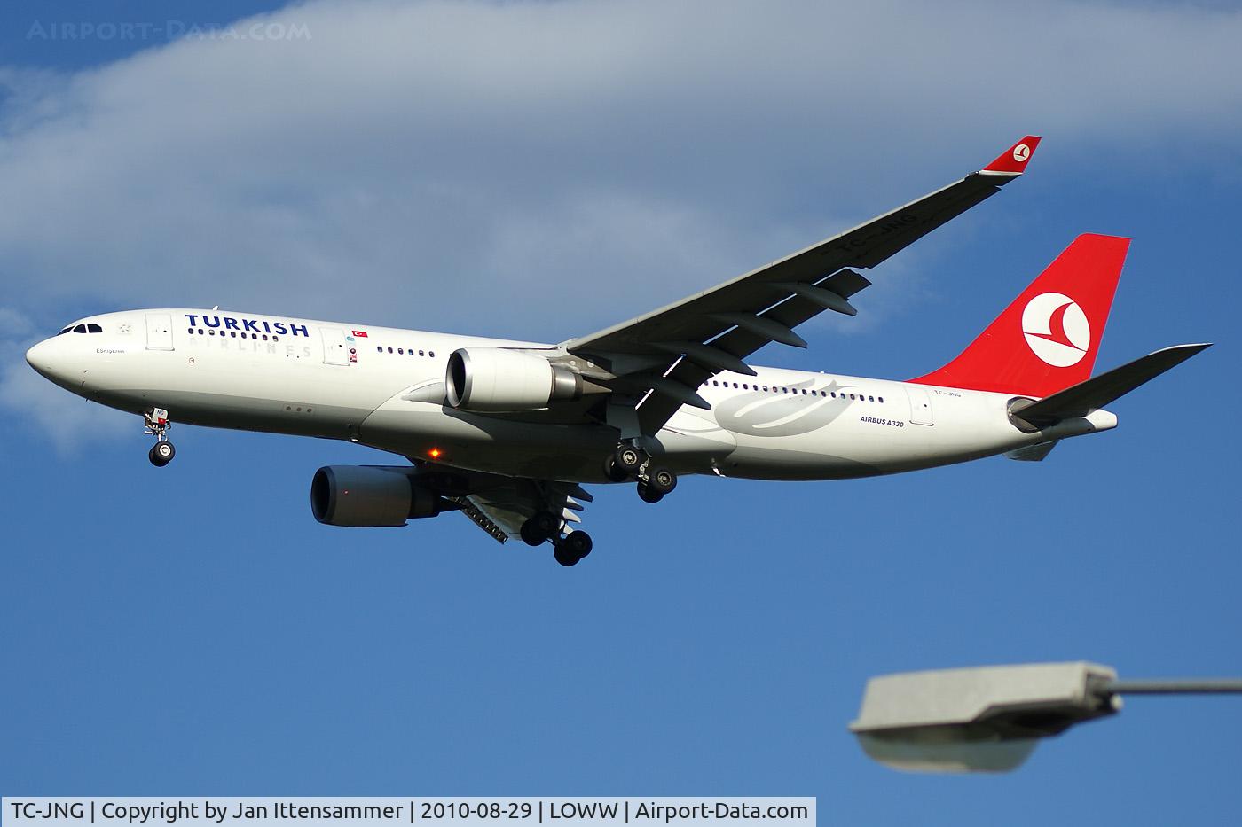 TC-JNG, 2002 Airbus A330-202 C/N 504, Turkish @ VIE